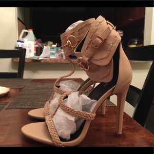 Windsor Nude PU stiletto heels pumps 7.5